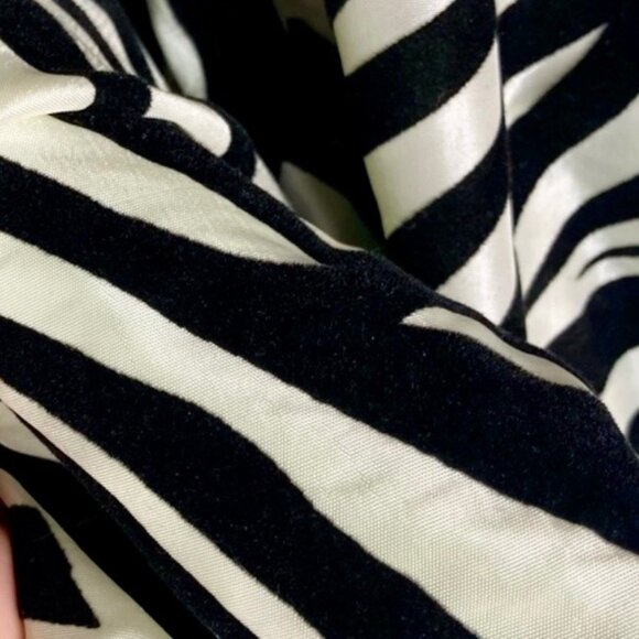 Ubu Flocked Zebra Print Button Down Coat Jacket Size L - Picture 10 of 11